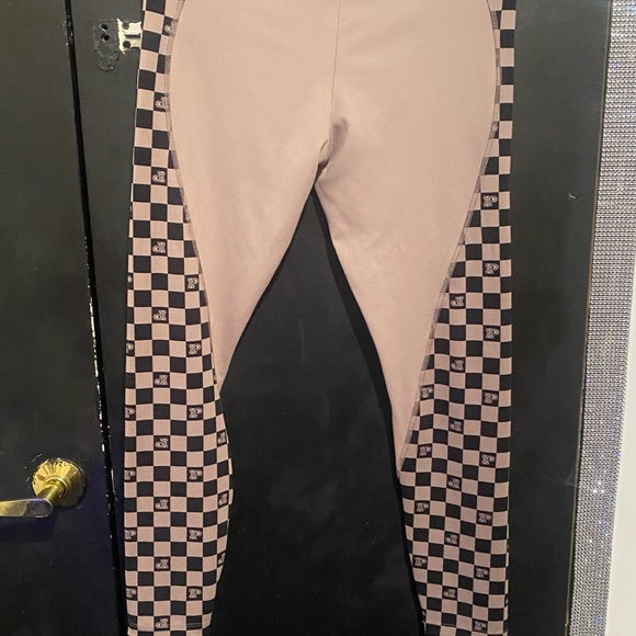 VICTORIA SECRET PINK LEGGINGS - Picture 4 of 4